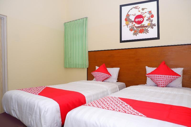 Hotel Pelangi Indah Semarang Eksteriør bilde