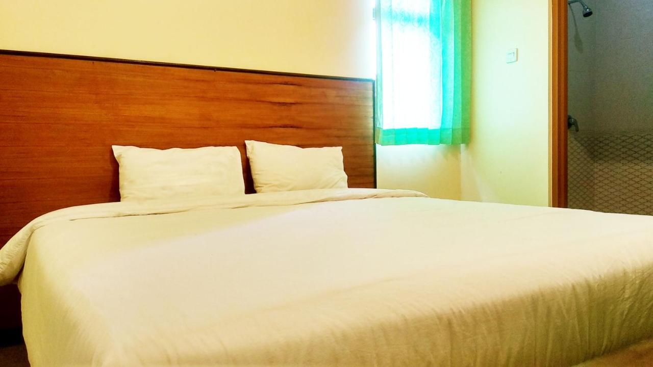 Hotel Pelangi Indah Semarang Eksteriør bilde