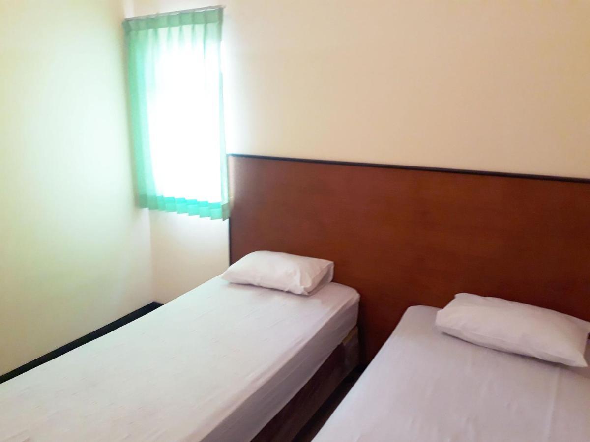 Hotel Pelangi Indah Semarang Eksteriør bilde